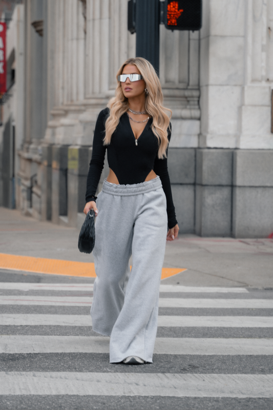 Chase Me Boyfriend Sweatpants Gray